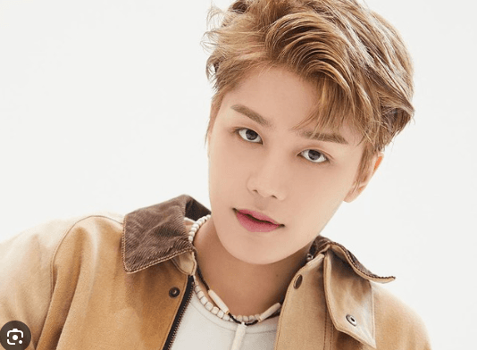 Ilustrasi artikel: Taeil dari NCT Keluarkan: Lakukan Kejahatan Seksual, Diduga Tersangka sejak Juni