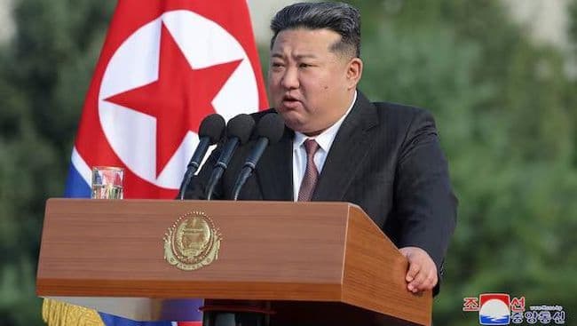 Ilustrasi artikel: Kim Jong Un Ngamuk, Pecat Wakil PM Korut saat Pidato di Depan Pejabat