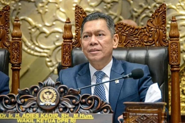 Ilustrasi artikel: MKMK Tetap Proses Laporan Soal Adies Kadir di Tengah Penolakan DPR
