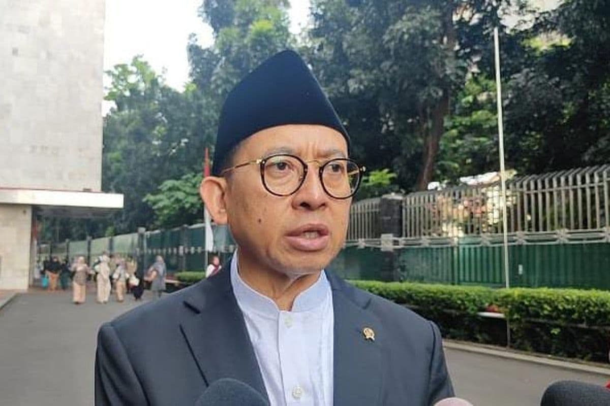 Ilustrasi artikel: fadli zon minta maaf atas tragedi 1998