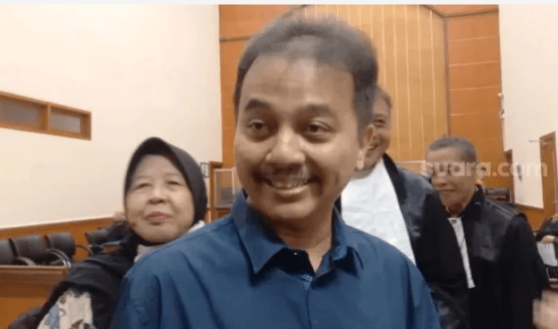 Ilustrasi artikel: Dilaporkan Polisi Roy Suryo , Usai Bicara Fufufafa, Sosoknya Ternyata Punya Darah Ningrat